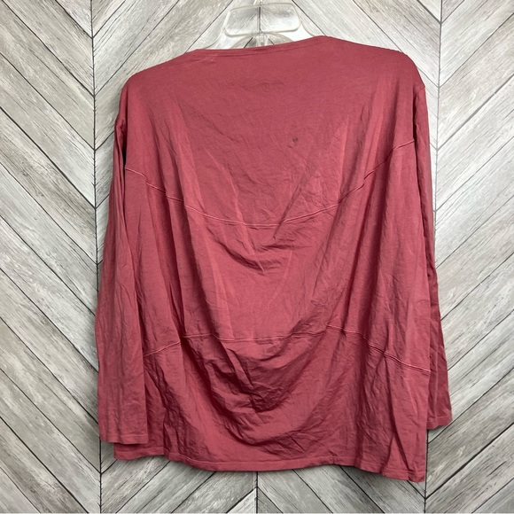 Lululemon Back In Action Long Sleeve Size 6 - Picture 5 of 10